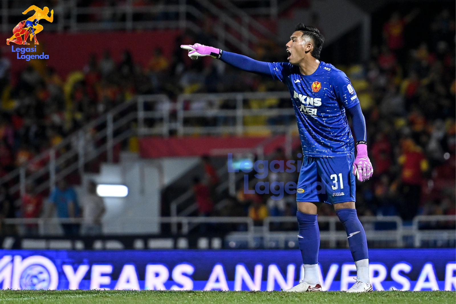 Watermark - b Watermark - b